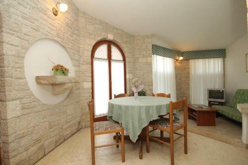 Apartment Krnica 7357b