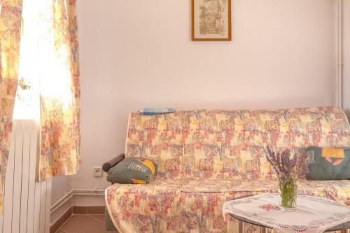 Apartment Njivice 5362c