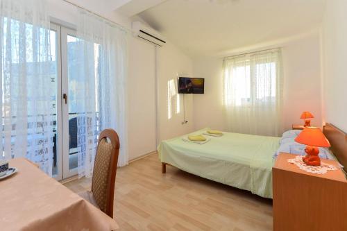 Apartments Blazenka