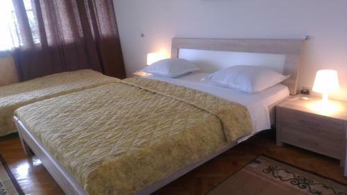 Hostal Rooms Krni?