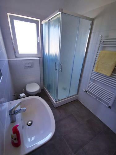 Hostal Rooms Krni?