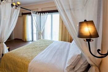 Pantheon City Hotel
