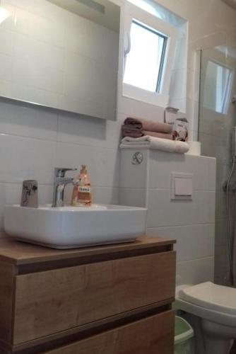 Apartment Supetarska Draga - Donja 2019a