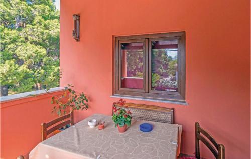 Three-bedroom Apartment Pula With A Fireplace 02
