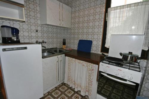 Apartments And Rooms With Parking Space Crikvenica - 5492