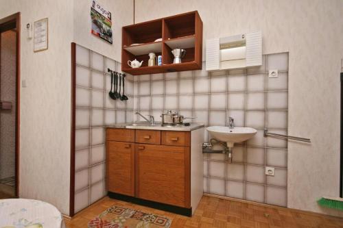 Apartments And Rooms With Parking Space Crikvenica - 5492