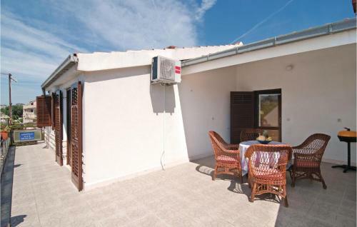 Apartment Podstrana 01