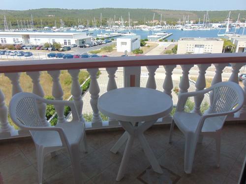Bed & Breakfast Pansion Kardum