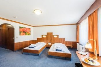 Hotel Paradies