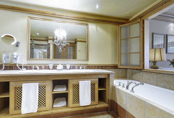 Relax & Spa Hotel Astoria