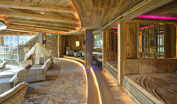 Relax & Spa Hotel Astoria