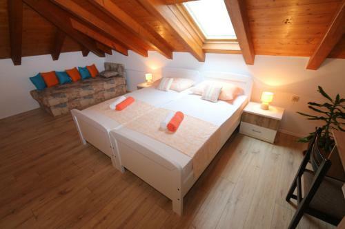 Hostal Apartments Villa Sirena