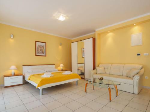 Apartamentos Villa Petra