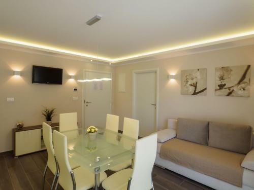 Apartamentos Villa Petra