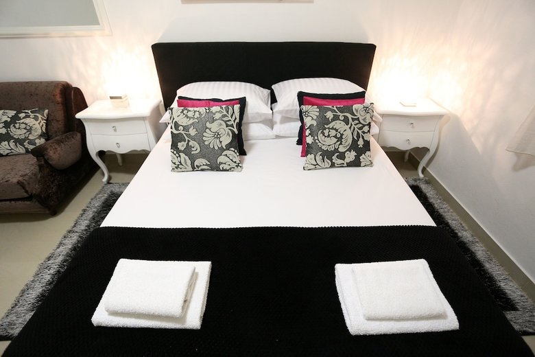 Hostal Central Square Guest House