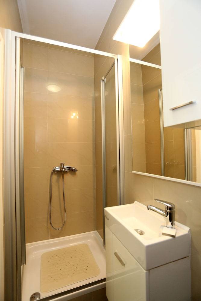 Hostal Central Square Guest House