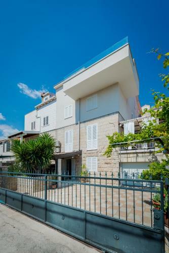 Hostal Superior Apartment Gravosa