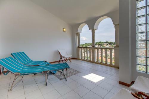 Hostal Guesthouse Alma