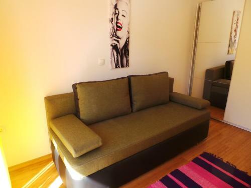 Apartments In Selce 17077