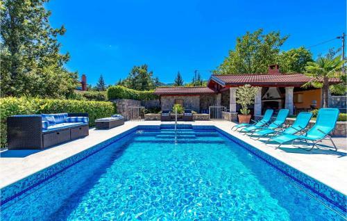 Holiday Home Jurdani 02