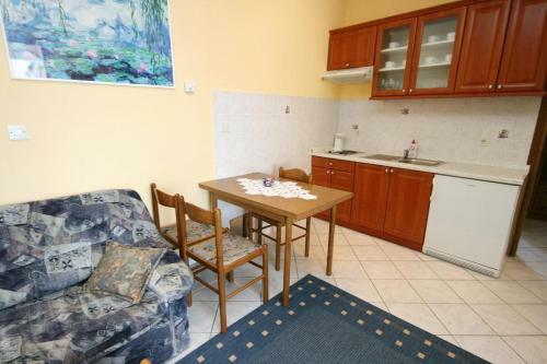Apartment Novi Vinodolski 5593a