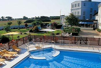 Hotel De La Pointe De Mousterlin - Logis De France