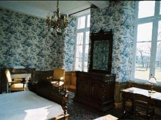 Albergue Ch�teau D'island V�zelay