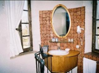 Albergue Ch�teau D'island V�zelay