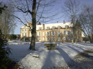 Albergue Ch�teau D'island V�zelay