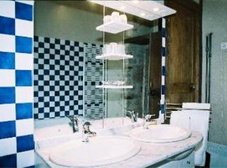 Albergue Ch�teau D'island V�zelay