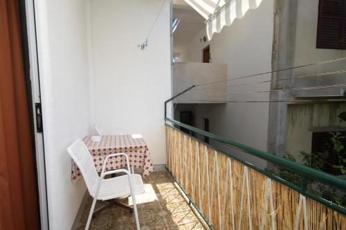 Apartments With Wifi Makarska - 6716
