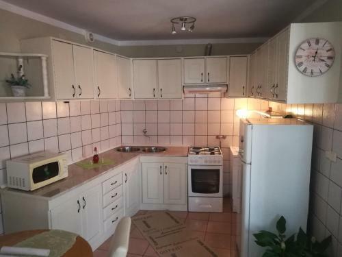 Apartment Ines