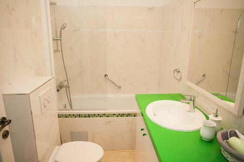 Apartamentos Vineyard Of ?ibenik