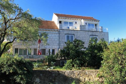 Apartment Lumbarda 9299a