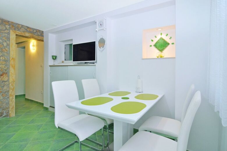 Apartment Seli