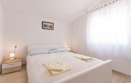 Apartment Vodnjan With Fireplace 10