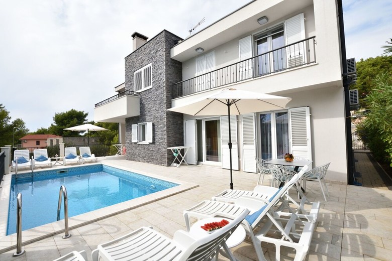 Apartments Nika