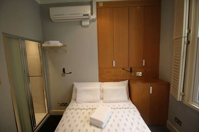 Fielding Hotel