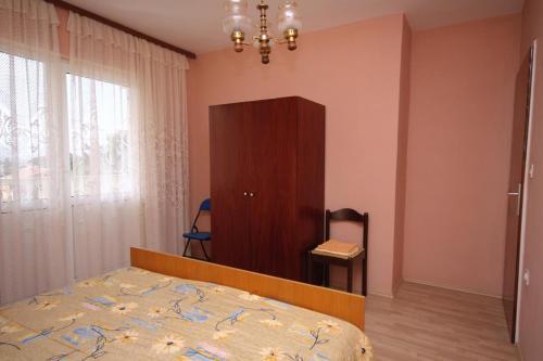 Apartment Mundanije 4953b