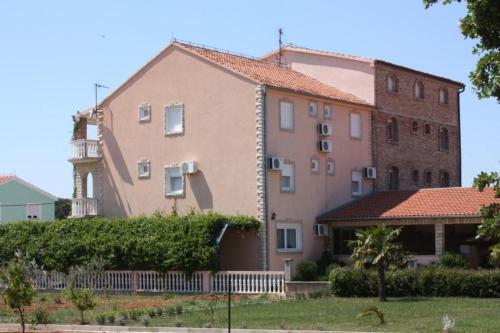 Hostal Triple Room Biograd Na Moru 6219c