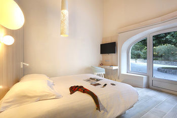 Hotel Le Moulin De Valaurie