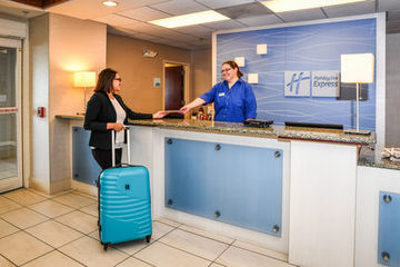 Holiday Inn Express Hotel & Suites Concord