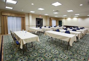 Holiday Inn Express Hotel & Suites Athens
