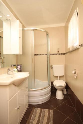 Apartments By The Sea Valun (cres) - 8086