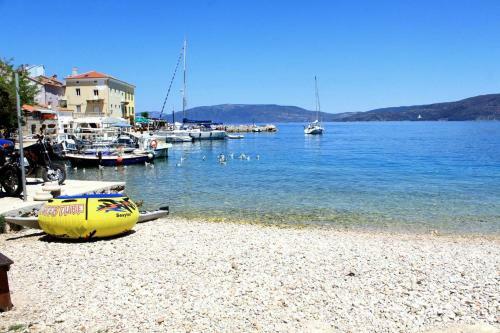 Apartments By The Sea Valun (cres) - 8086