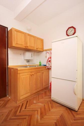 Apartment Zrnovska Banja 10050d