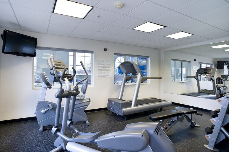 Holiday Inn Express Hotel & Suites Brookings
