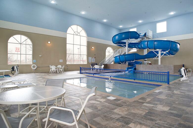 Holiday Inn Express Hotel & Suites Brookings
