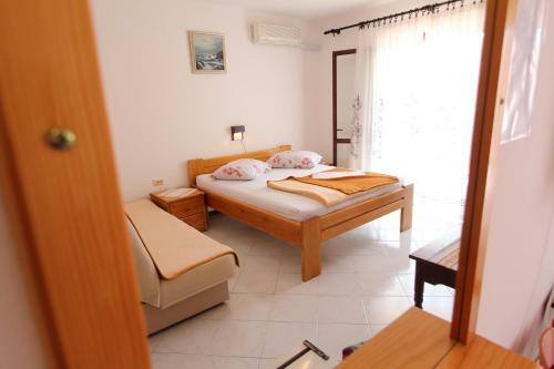 Room And Apartments Mariza