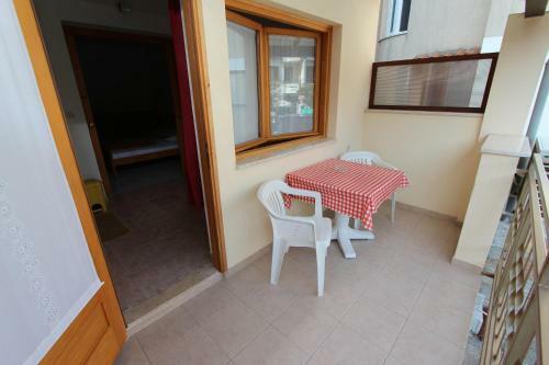 Room And Apartments Mariza